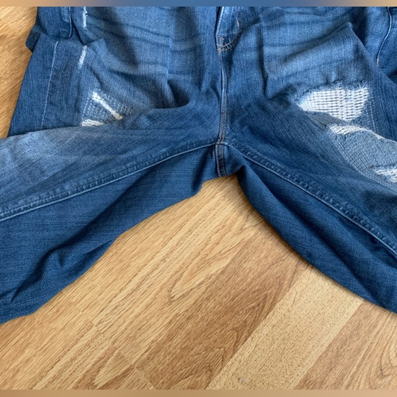 🔥Host Pick🔥 Bombshell Skinny Premium Stretch High-Rise Destructed Jean - Picture 6 of 9